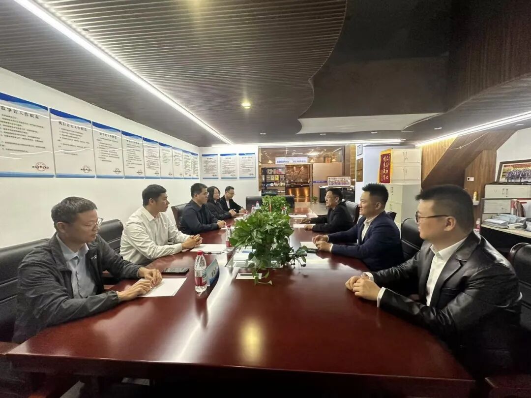 1758744730794861.jpg 4.jpg